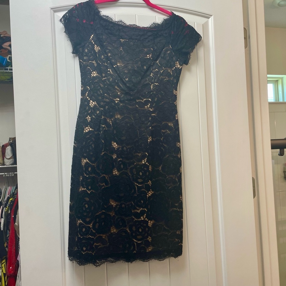 Adrianna Papell Black Lace Midi Dress